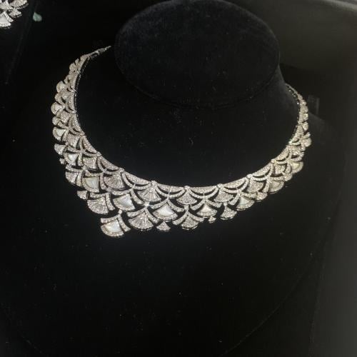 Luxury set: Areej