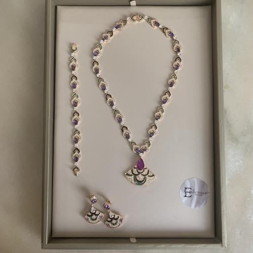 Italian set: Violet Collection