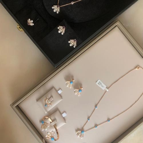 Italian set: Violet Collection