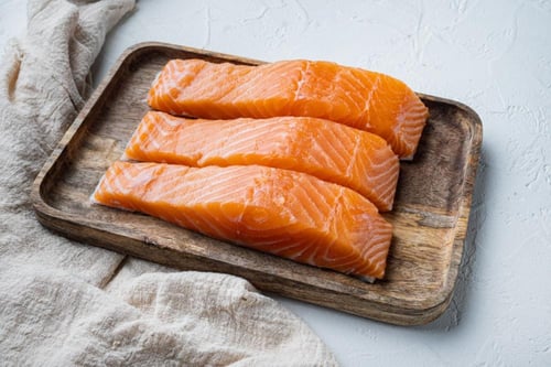 سالمون نرويجي شرائح 200جرام (كرتون صغير)