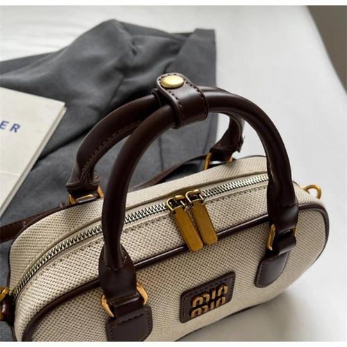 حقيبة كروس فخمة للنساء – موضة Y2K بتصميم أنيق وحدي...