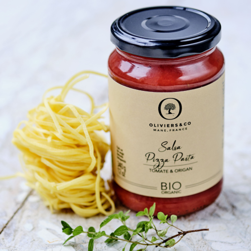 صلصة طماطم عضوية للبيتزا والباستا مع الأوريغانو