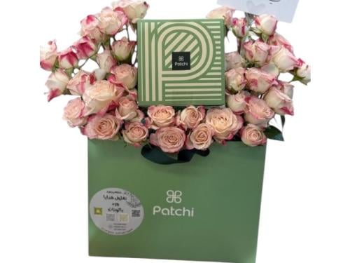 تنسيق ورد بيبي روز مع شوكلاته باتشي