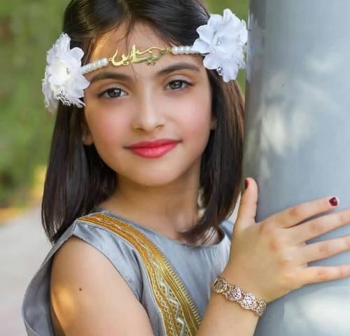 طوق ورد لولو صدف بالاسم