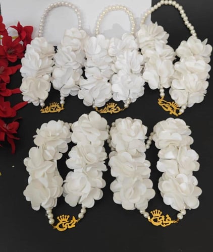 طوق ورد اطفال وسلسال وسوارة صدف