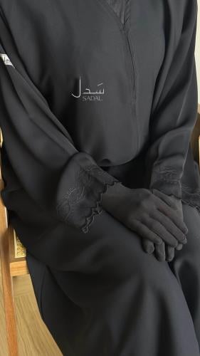 قفازات ساترة أنيقة