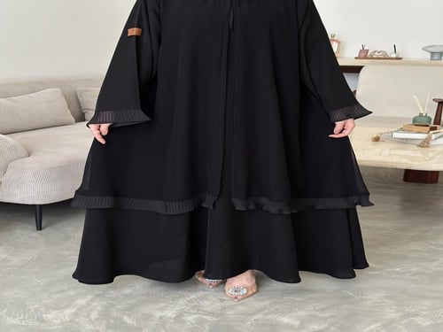 عباه مقفله نص كلوش قماش سوبر نواعم ( بلاك بيري ) ط...