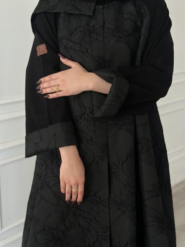 عبايه كلوش قماش جاكارا واقف طقطق كامل كم قلاب مع ط...