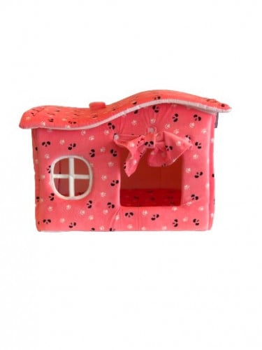 بيت للحيوانات باللون الوردي