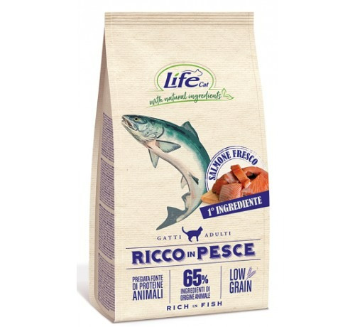 Life Cat اكل جاف للقطط البالغة بالسمك قليل الحبوب