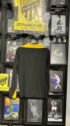 طقم طويل نادي الاتحاد الأسود