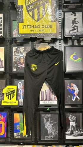 طقم طويل نادي الاتحاد الأسود