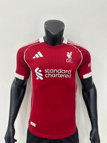 تيشيرت ليفربول الأحمر 2025/2026