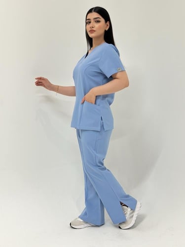 سكراب طبي لون سماوي - موديل رقم ٢