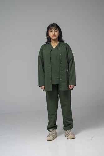 جكت طبي لون زيتي غامق