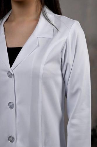 بالطو طبي نسائي ابيض | لابكوت موديل رقم 1