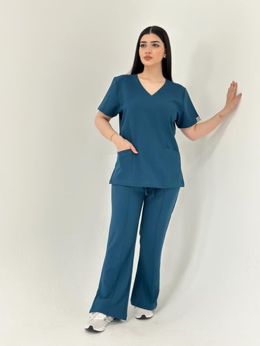 سكراب طبي لون تركواز غامق - موديل رقم ٢