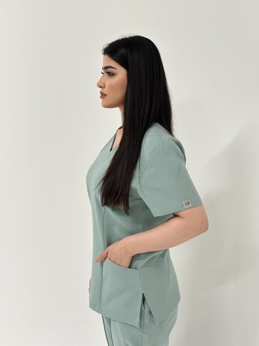 سكراب طبي لون تيفاتي - موديل رقم ٢