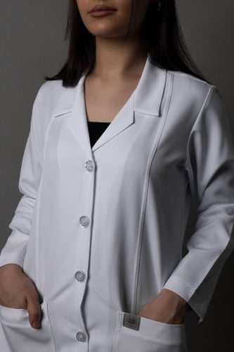 بالطو طبي نسائي ابيض | لابكوت موديل رقم 2