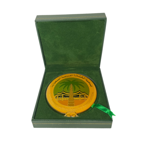 ميدالية معدنية فاخرة بعلبة