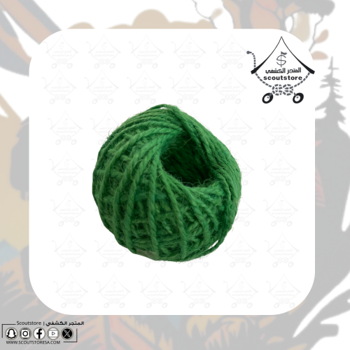 لفة خيط أخضر