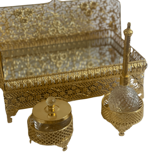 طقم ذهبي مرش ومنصة عود