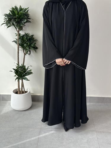 عباية عملية بقصة كلوش كامل