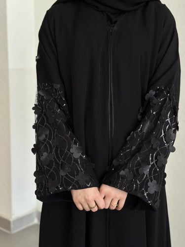 عباية مناسبات بقماش انترنت مع تل وشك