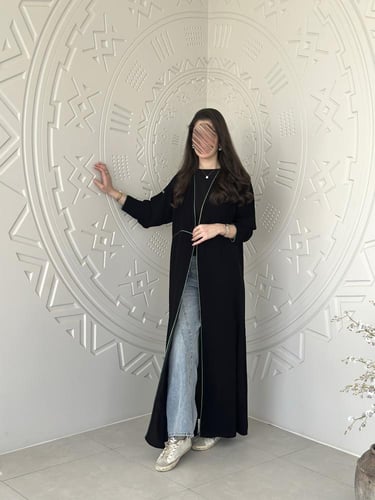 عباية مع كلفة بقماش ملكي