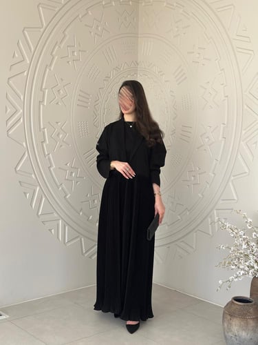 عباية بليزر مع كريب بيلسيه