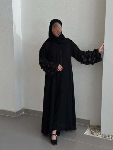 عباية مناسبات بقماش انترنت مع تل وشك