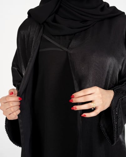 عباية فيروز اسود
