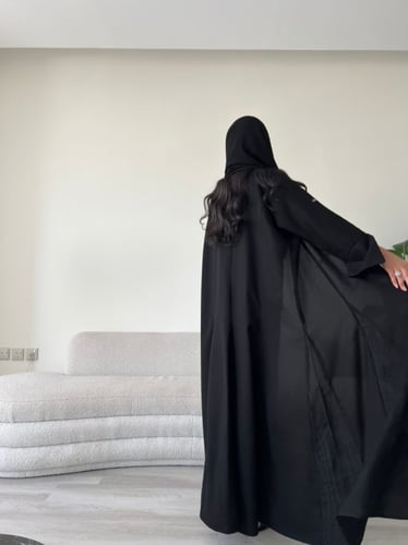 عباية كريب كلوش