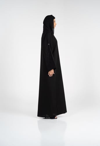 عباية سن بلاك