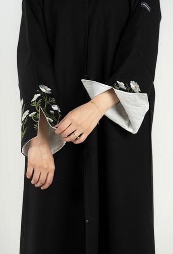 عباية وايت فلاور