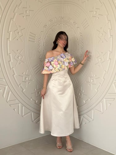 فستان كريب اوف شولدر مع قماش مزين بالورد