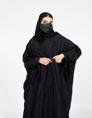 عباية بشت أسود مطرز