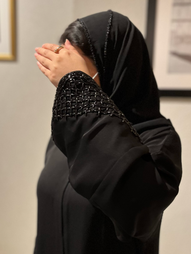 عباية شك اكمام