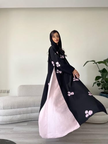 عباية بينك فلاور