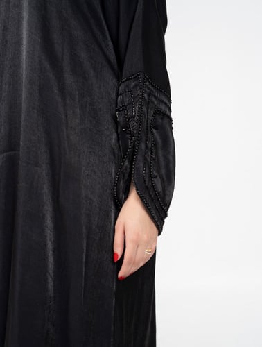 عباية فيروز اسود