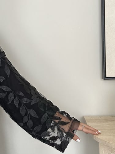 عباية بقصة مستقيمة بدون طقطق