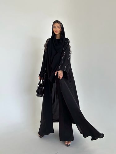 عباية كرستال فضي