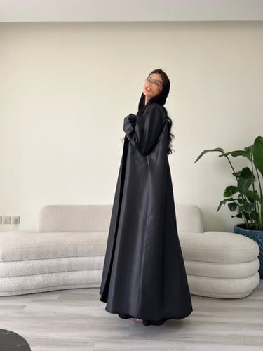 عباية تفته مطرز