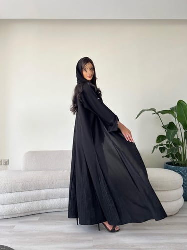 عباية كريب كلوش