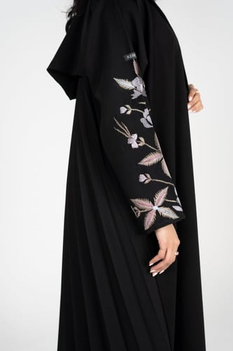 عباية بليزر اسود