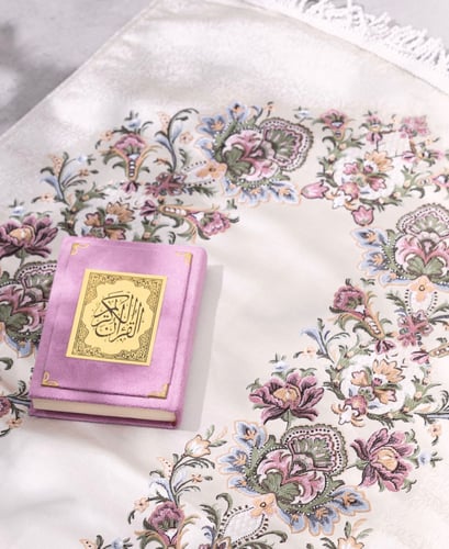 طقم صلاة بنفسجي