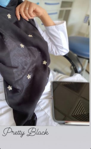 طرحة بوال مطرزه بالورود واللؤلؤ