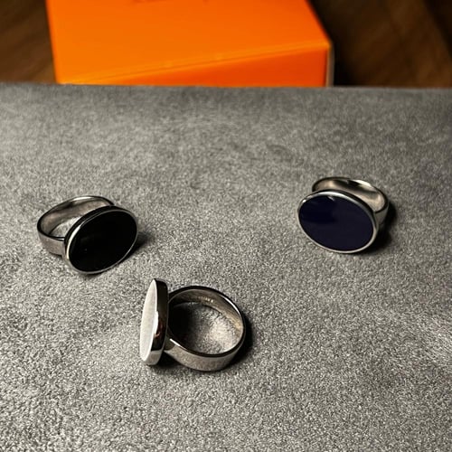 خاتم فضه ملكي