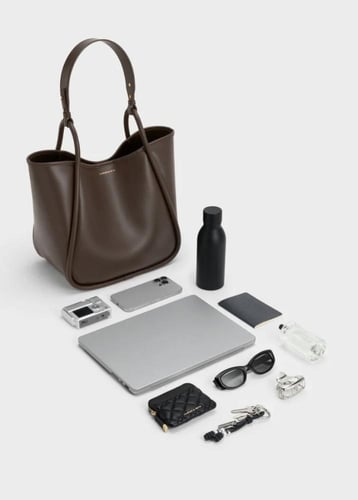 شنطة لايلا من تشارلز اند كيث Espresso Brown حجم XL