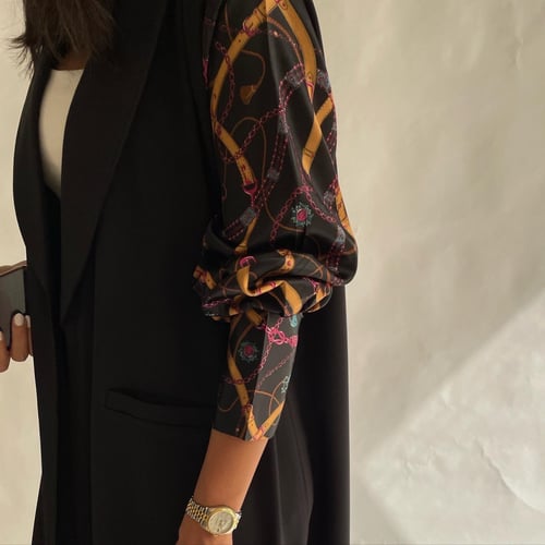 عباية كريب اسود